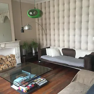 Family 200m From 3 Bedrooms 2 Bathrooms Terrace Apartment